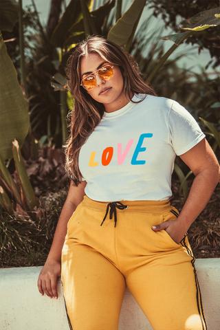 LOVE tee